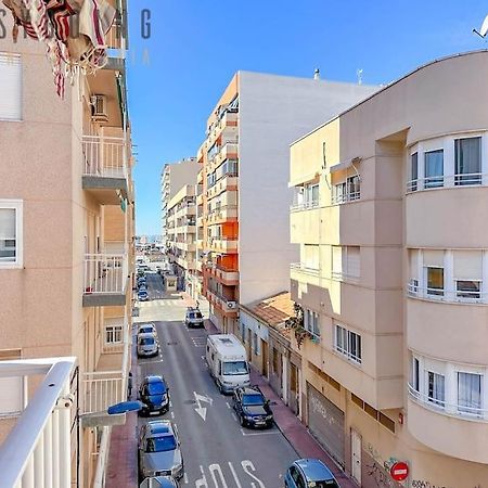 Bright Apartment In The Centre 산타 폴라 외부 사진