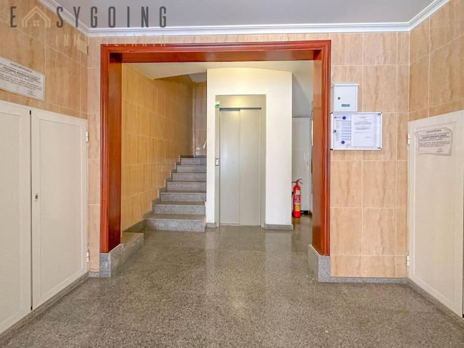 Bright Apartment In The Centre 산타 폴라 외부 사진